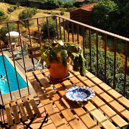 Apartamentos La Rosa Y El Pastor Guijo de Santa Bárbara Kültér fotó