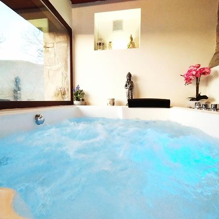 Apartamentos La Rosa Y El Pastor Guijo de Santa Bárbara Kültér fotó
