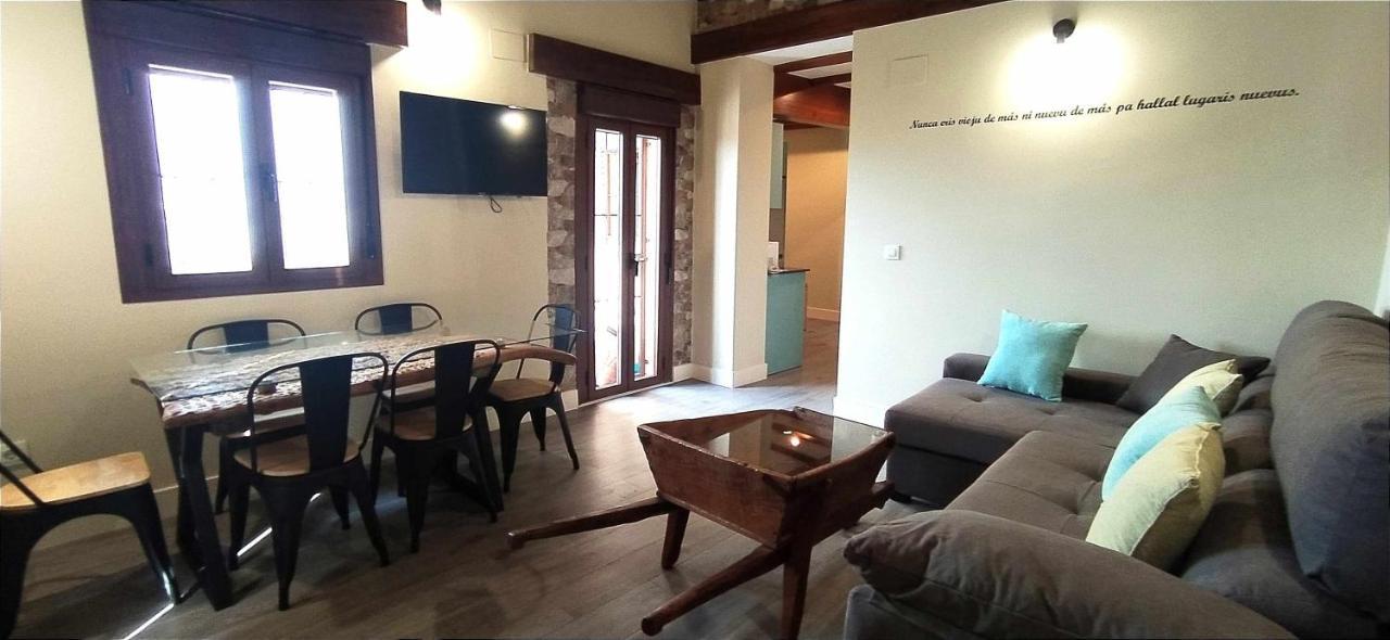 Apartamentos La Rosa Y El Pastor Guijo de Santa Bárbara Kültér fotó