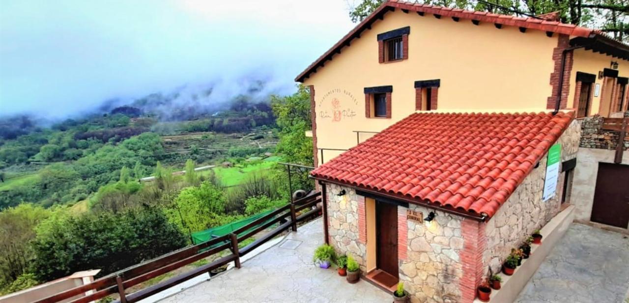 Apartamentos La Rosa Y El Pastor Guijo de Santa Bárbara Kültér fotó